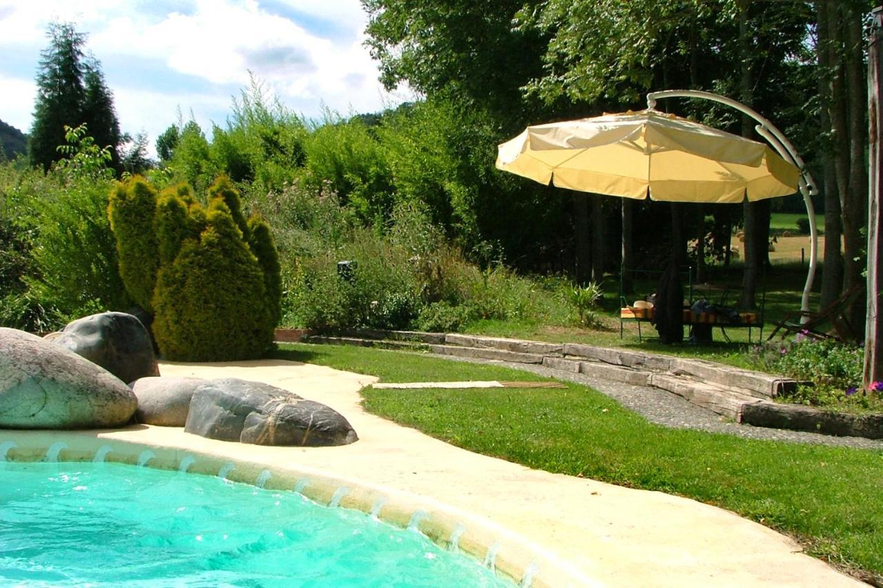 Domaine Vega Bed & Breakfast Saint-Arroman  Exterior foto